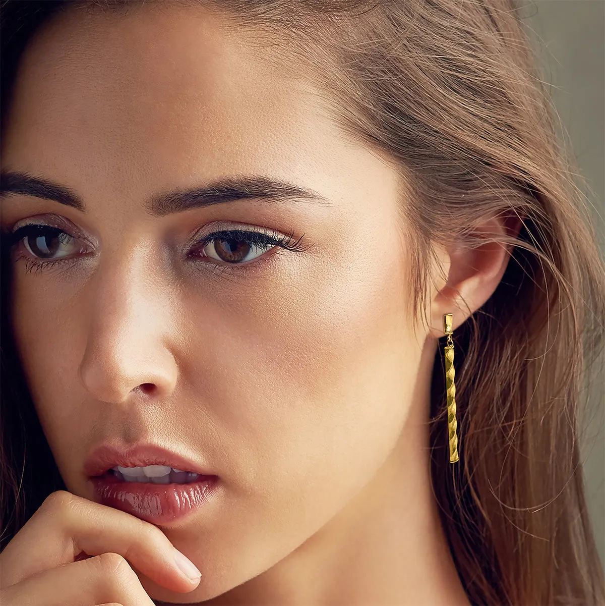 9K Yellow Gold Twist Bar Drop Earrings