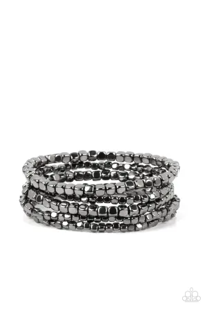 PAPARAZZI Right on CUBE - Black BRACELET